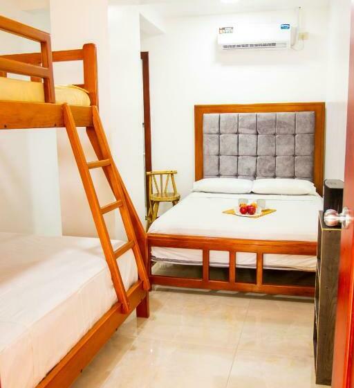 اتاق خانوادگی, Seahorse Ayangue