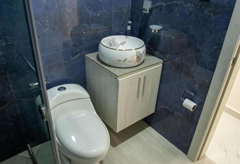 سوییت اجرایی, Seahorse Ayangue