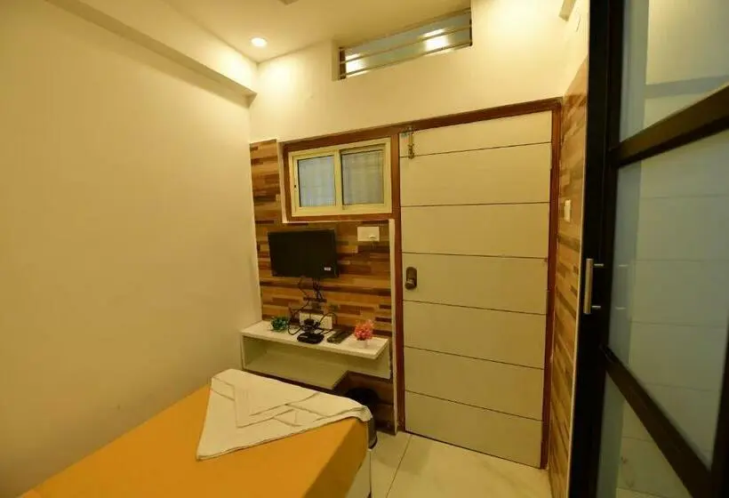 Habitación Estàndard Individual, Surya Lodge