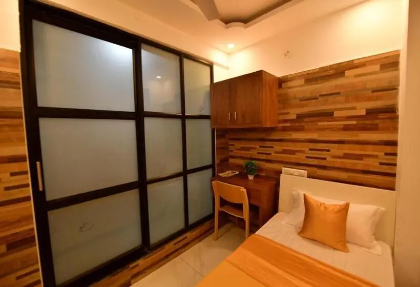 Habitació Triple Estàndard, Surya Lodge