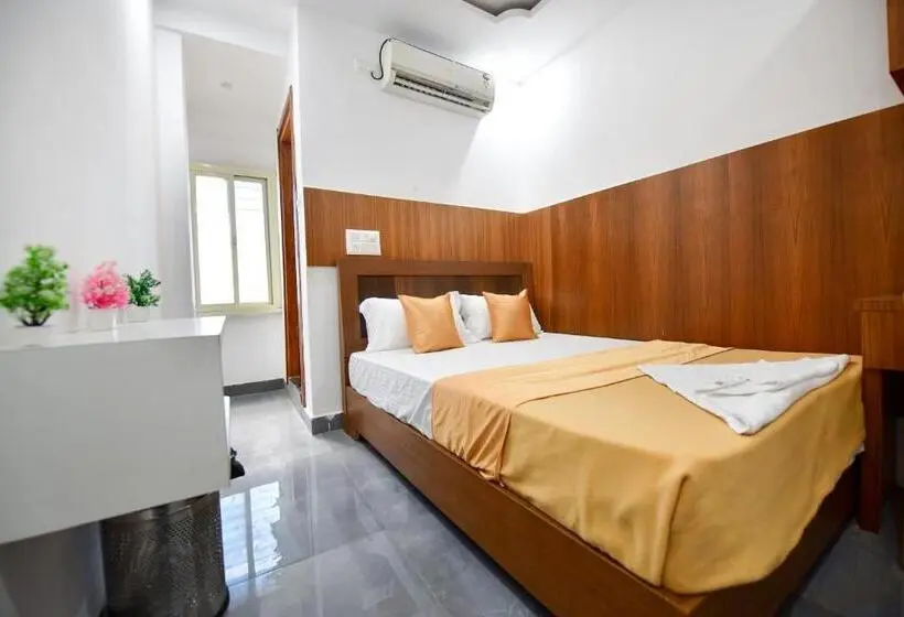 Habitació Triple Estàndard, Surya Lodge