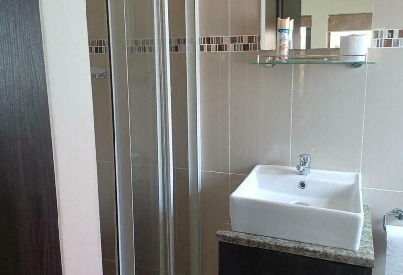 اتاق استاندارد با چشمانداز باغ, Carlo S Boutique Guesthouse