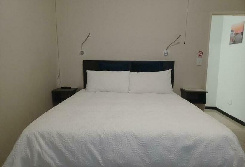 اتاق استاندارد با چشمانداز باغ, Carlo S Boutique Guesthouse