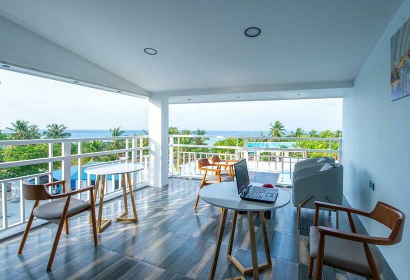 سوییت خانوادگی, Funplace Beach