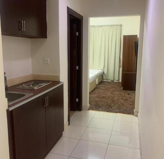 スタンダードトリプルルーム, فندق الواحة الماسية 1