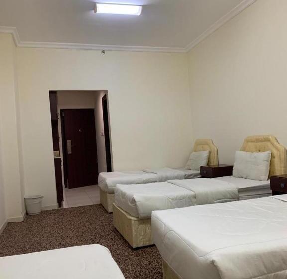 スタンダード４人部屋, فندق الواحة الماسية 1