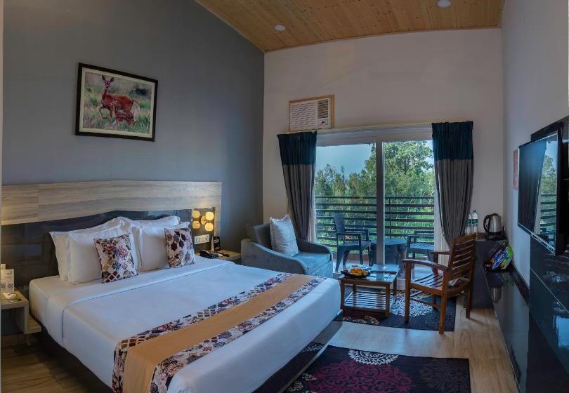 디럭스 룸, Anantum Gateway Resorts