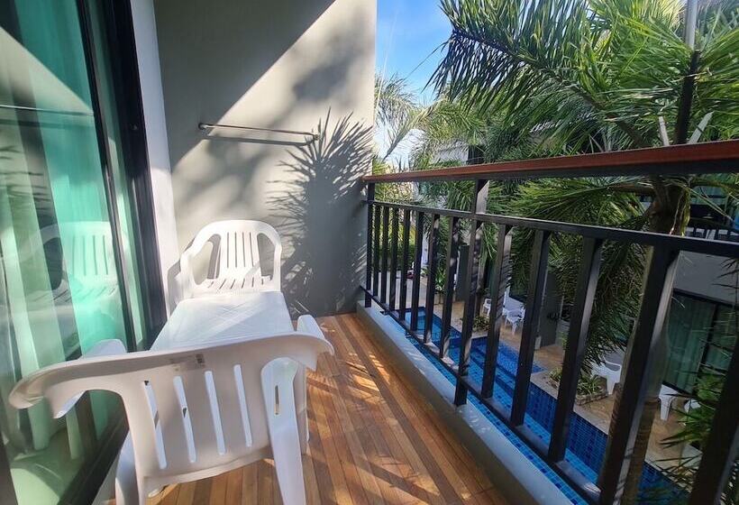 اتاق سوپریور با چشمانداز استخر, Diana Pool Access Phuket