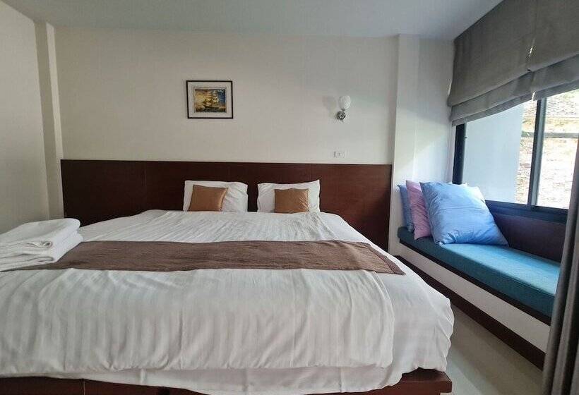 اتاق لوکس, Diana Pool Access Phuket