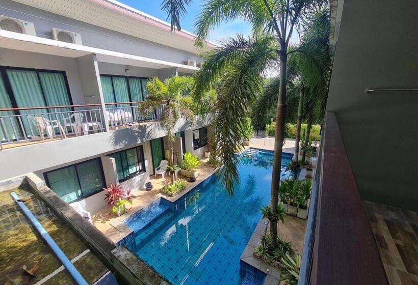 اتاق سوپریور با چشمانداز استخر, Diana Pool Access Phuket