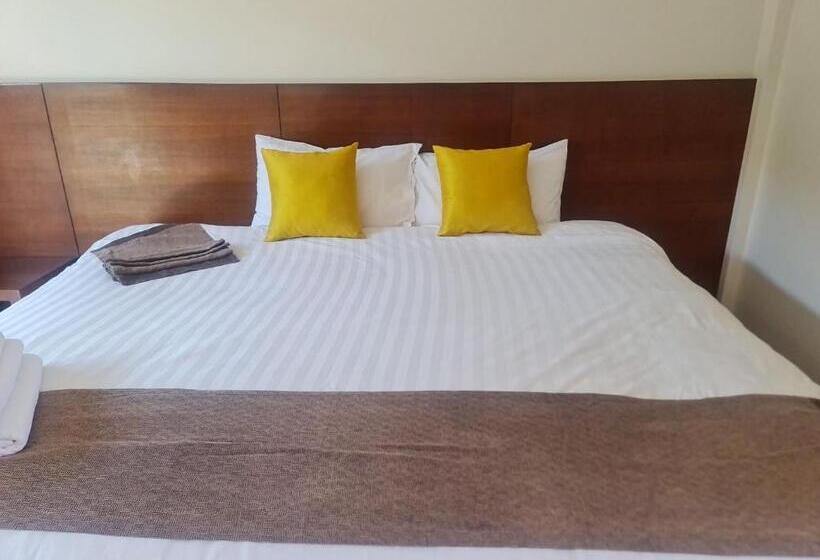 اتاق سوپریور با چشمانداز استخر, Diana Pool Access Phuket