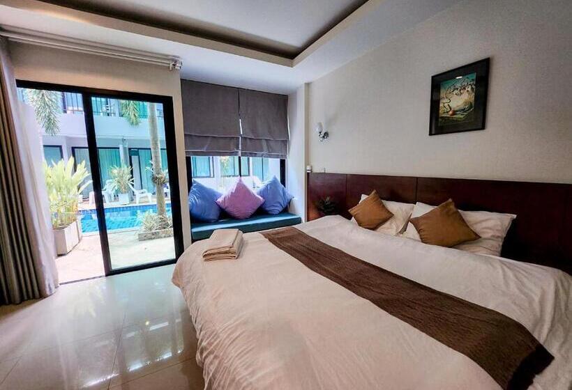 اتاق لوکس, Diana Pool Access Phuket