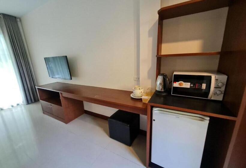 اتاق لوکس, Diana Pool Access Phuket