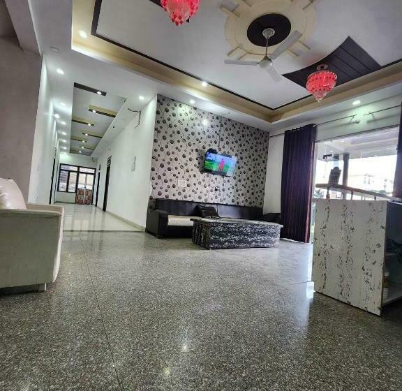 Номер Стандарт, Pop 80681b City Palace