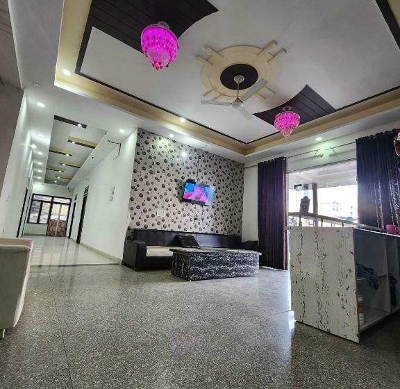 Номер Стандарт, Pop 80681b City Palace