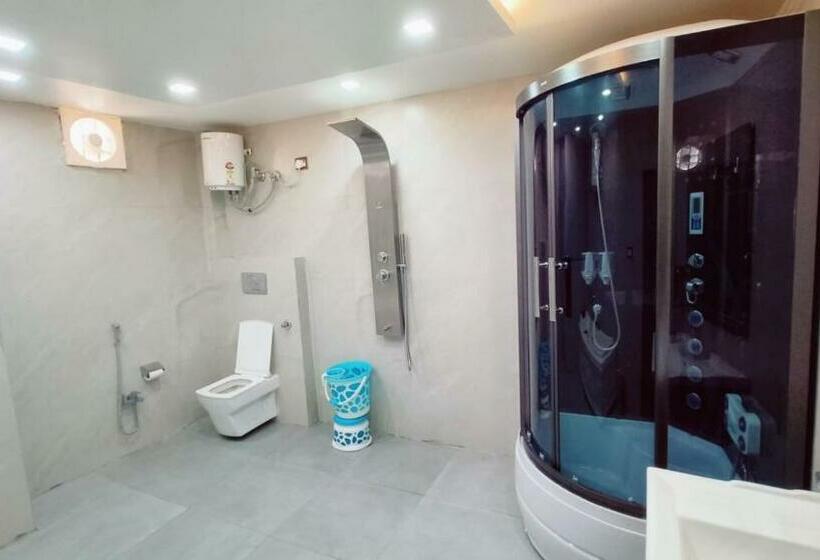 带大床的复式套间, V Square Airport