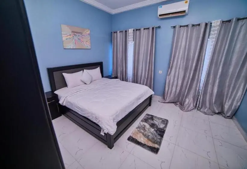 اتاق لوکس, Afranasa Inn