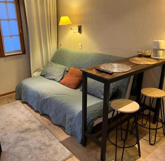 Студия Стандарт, Résidence Normandie