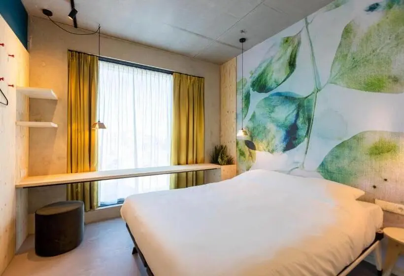 スタンダードルーム, Moloko  Just A Room  Sleep&shower Digital Key By Sms