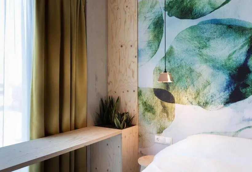 スタンダードルーム, Moloko  Just A Room  Sleep&shower Digital Key By Sms