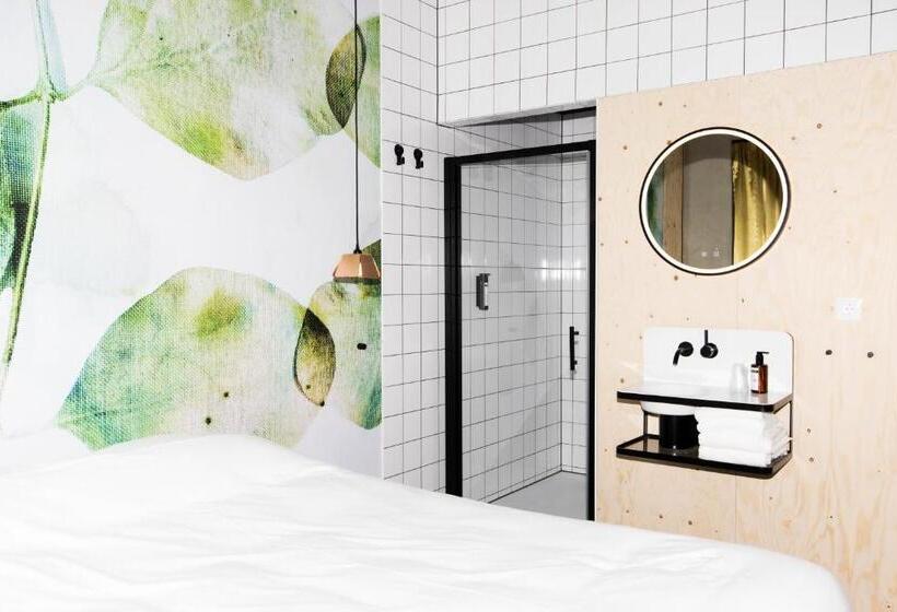 Номер Стандарт, Moloko Just A Room Sleep&shower Digital Key By Sms