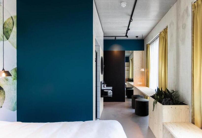 Стандартный Номер Кровать Кинг, Moloko Just A Room Sleep&shower Digital Key By Sms