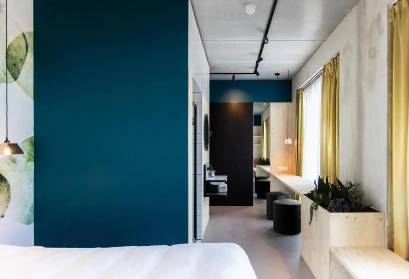 キングサイズベッドのスタンダードルーム, Moloko  Just A Room  Sleep&shower Digital Key By Sms