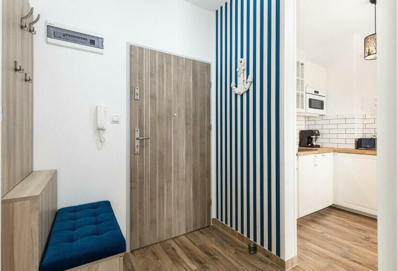 דירת חדר, Apartament Holiday 8/25
