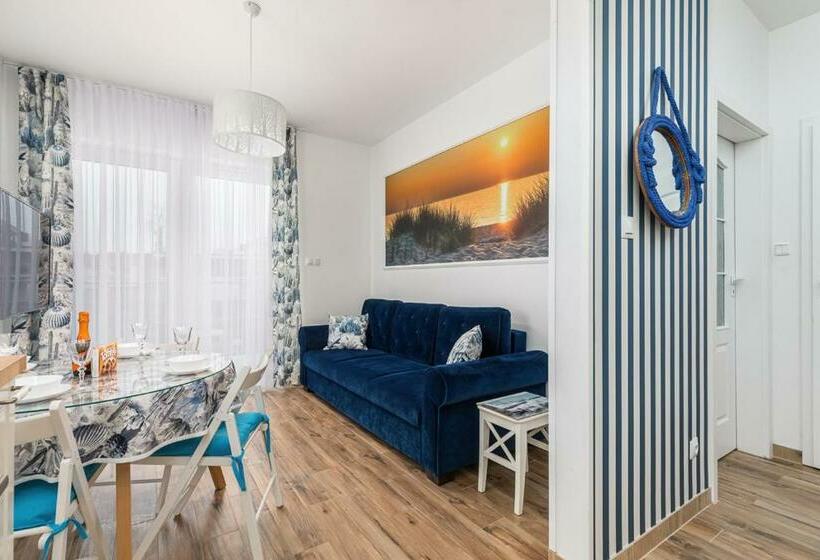 דירת חדר, Apartament Holiday 8/25