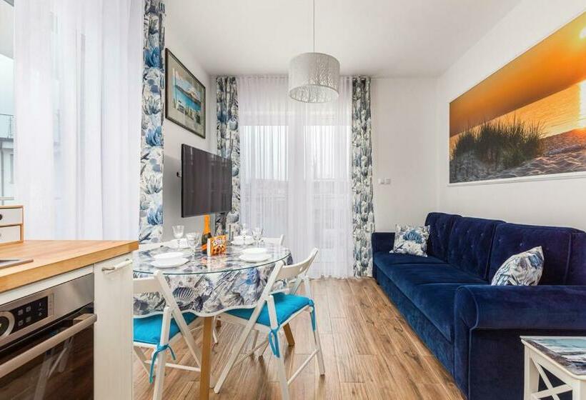 דירת חדר, Apartament Holiday 8/25