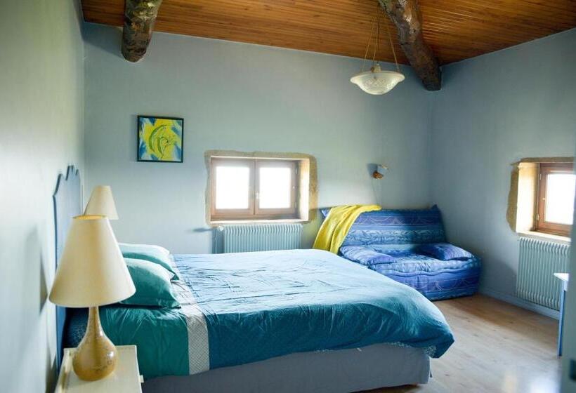 Четырехместный Номер Стандарт Вид на Сад, La Grange Du Bois