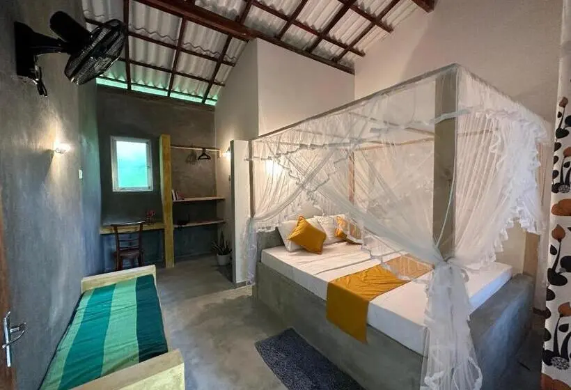 اتاق استاندارد, Midigama Inn