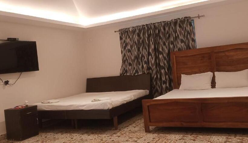 اتاق لوکس, Farm Stay Resort   Shamirpet, Hyderabad