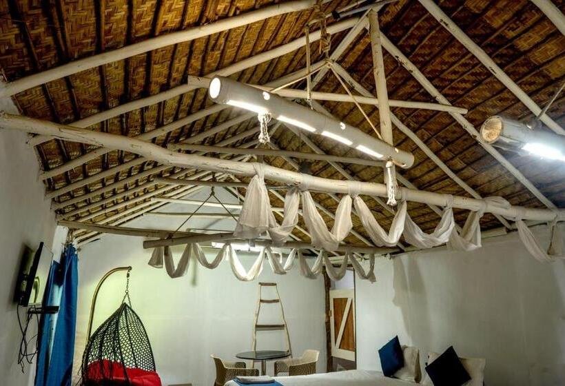 اتاق استاندارد با تخت بزرگ, Farm Stay Resort   Shamirpet, Hyderabad