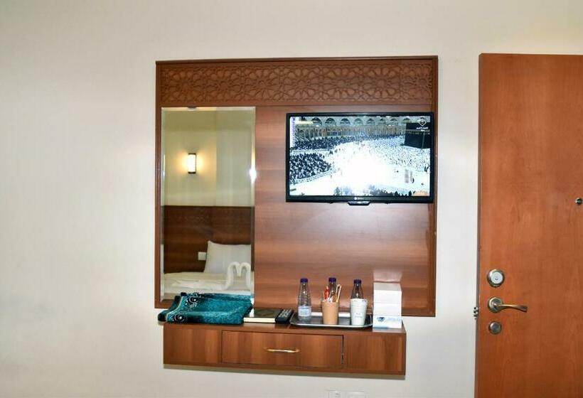 Четырехместный Номер Economy, فندق ورده تولين Tulen Rose