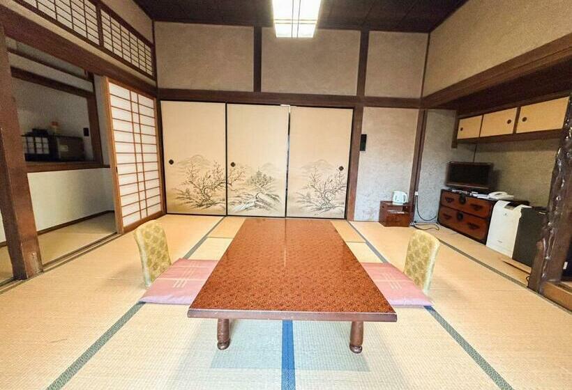 Семейный Номер, Sangai Ryokan