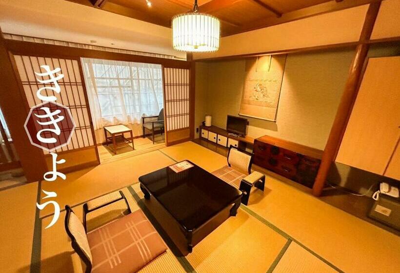 غرفة عائلية, Sangai Ryokan