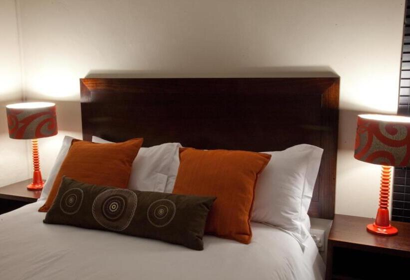 家庭套房, At Tzaneen