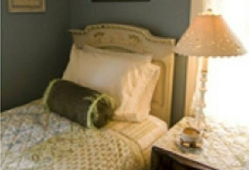 Standart Oda, Magnolia