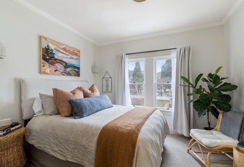 Standart Oda, Magnolia