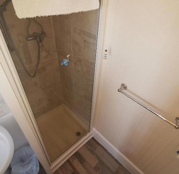 キングサイズベッドのスタンダードルーム, Seacrest Guest House