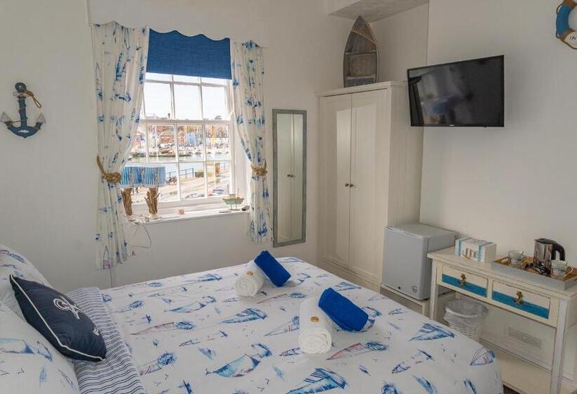 キングサイズベッドのスタンダードルーム, Seacrest Guest House