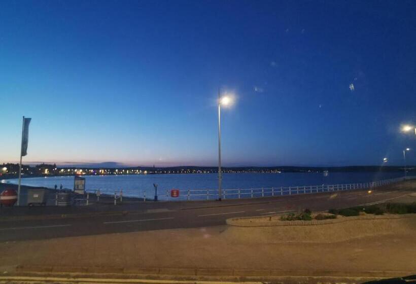 オーシャンビューデラックスルーム, Seacrest Guest House