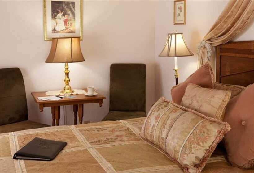 غرفة قياسية, The Roosevelt Inn