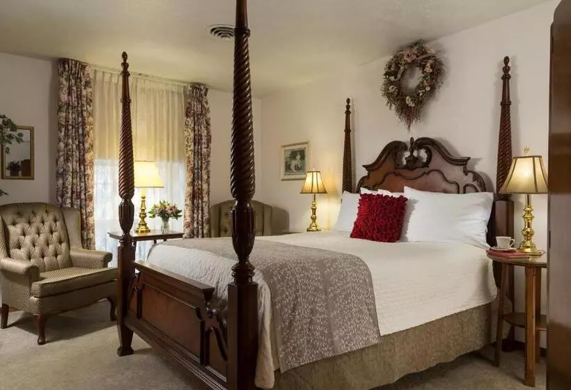 デラックスルーム, The Roosevelt Inn