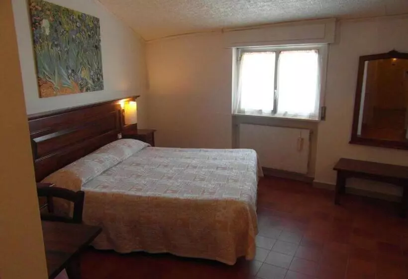 スタンダードトリプルルーム, Albergo Del Sole