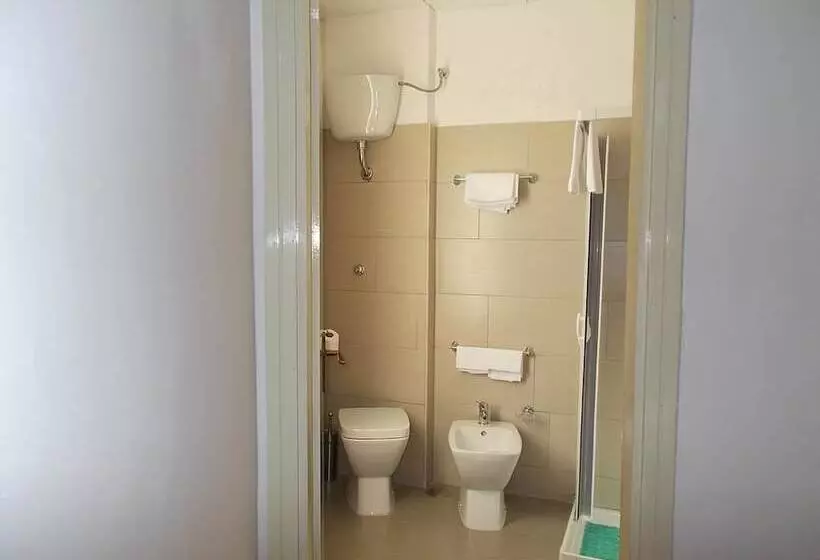 スタンダード4人部屋, Albergo Del Sole