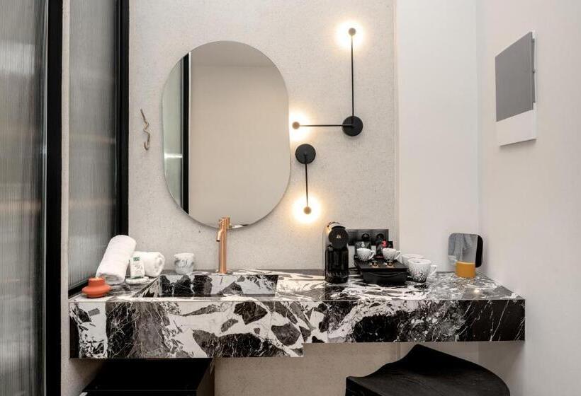 חדר דלוקס, Amphitrite