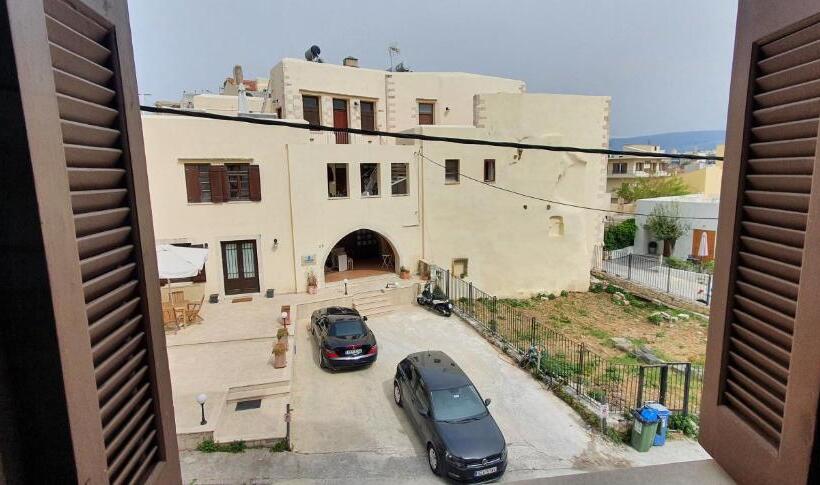 חדר סטנדרט, Amphitrite