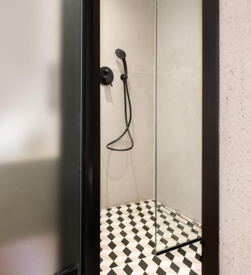 חדר סטנדרט, Amphitrite